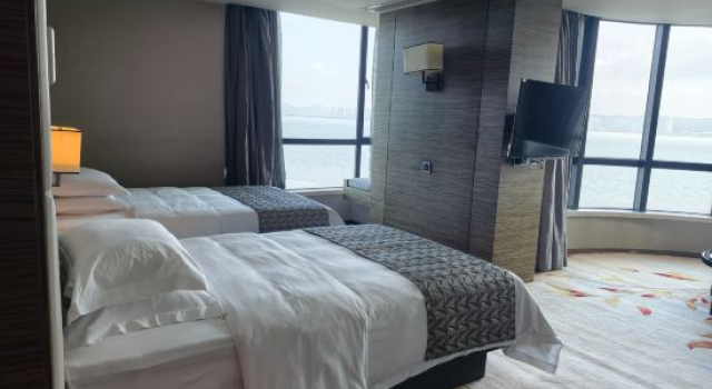 Люкс Deluxe Shantou Haiyi Panorama Hotel