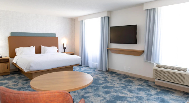 Люкс Hampton Inn & Suites Jennings