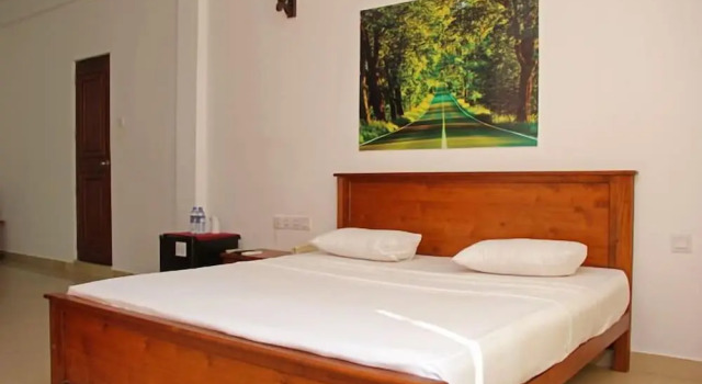 Номер Deluxe с балконом и рядом с пляжем Roy Villa Beach Hotel