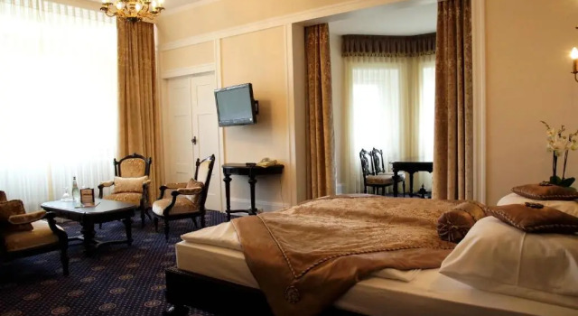 Номер Deluxe Schloss Hotel Wolfsbrunnen