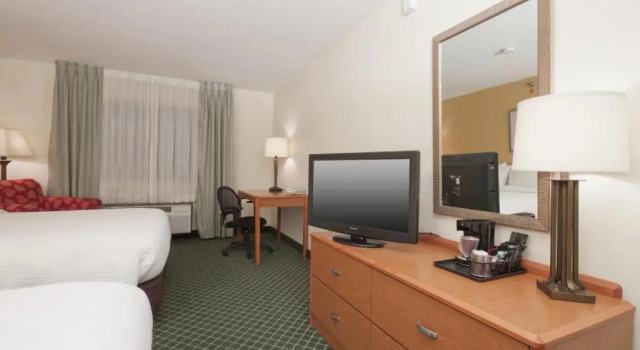 Четырёхместный номер Standard Wingate by Wyndham Sioux City