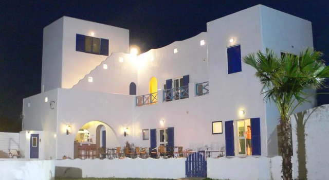 Greek frontier villa