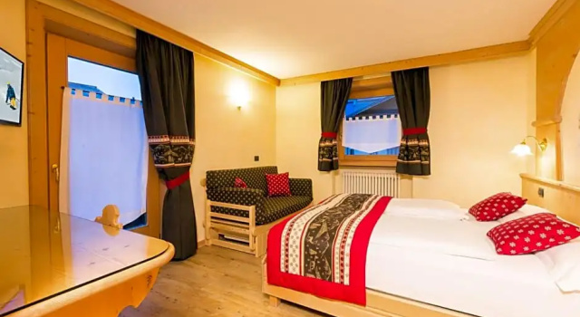 Двухместный номер Comfort Hotel Crosal