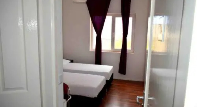 Hotel Miranda & Miranda, Varaa Hotelli Ponta do Sol 