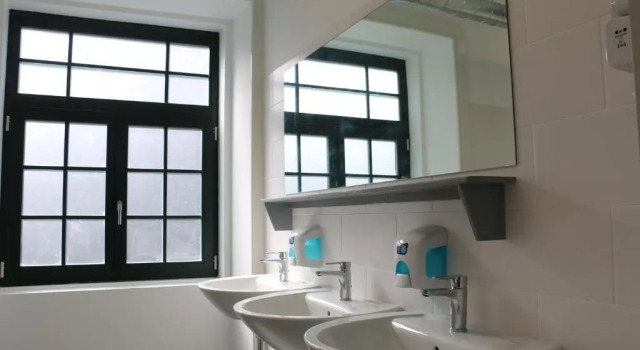 Кровать в общем номере Nice Way Porto Hostel