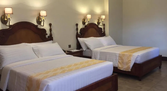 Люкс Superior с балконом и с видом на залив Bohol Tropics Resort