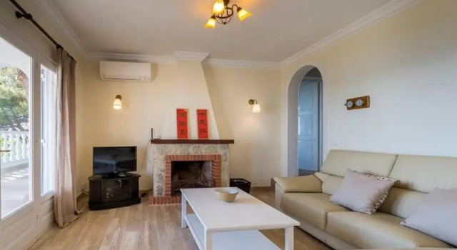 Casa Amor - Beautiful 3 bedroom Villa magnificent sea views - High standard interior, Reservar Vila Alaior Minorca