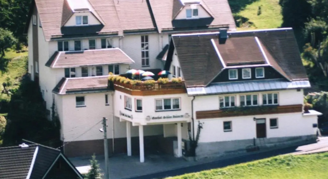 Двухместный номер Deluxe с балконом Hotel Schöne Aussicht
