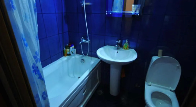 Апартаменты с балконом и с красивым видом из окна Apartment Urushadze