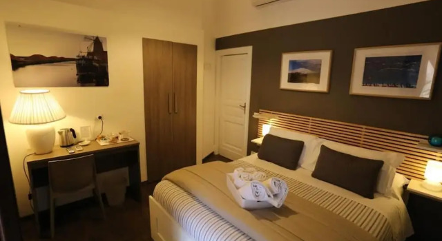 Klassisk  dobbelt værelse med byudsigt Mava' Bed And Breakfast
