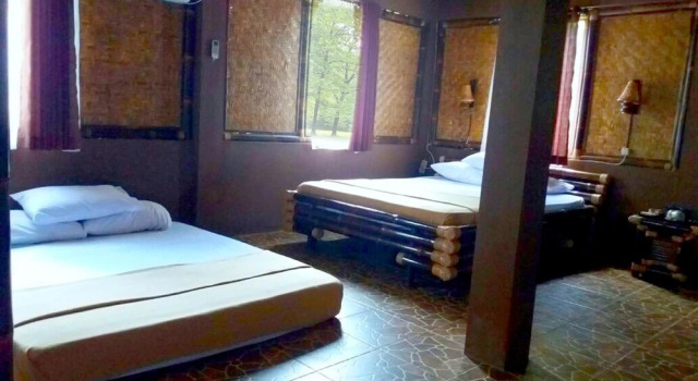 Shane Josa Resort, Book Resort Batukaras West Java
