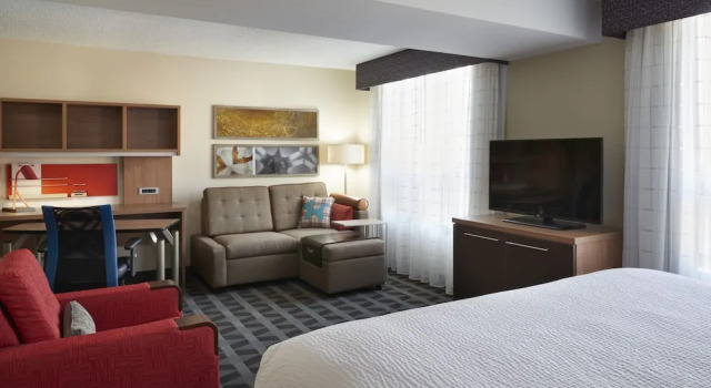 Двухместная студия TownePlace Suites by Marriott Windsor