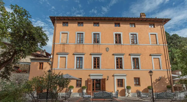 Relais Corte Rodeschi, Book Hotel Hoteller i Camaiore med parkering, Parkering