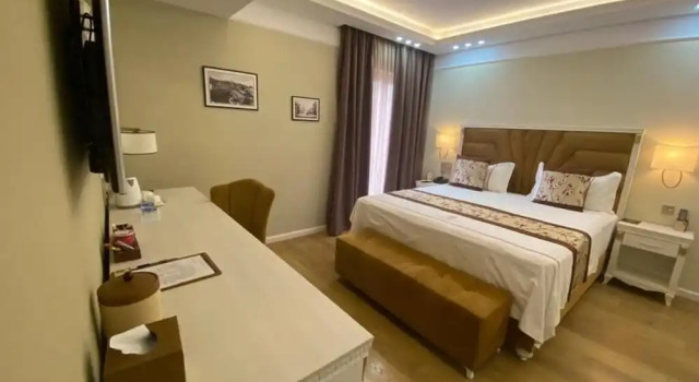 Полулюкс Hotel Brais