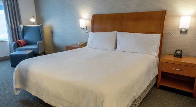 Двухместный номер Standard Hilton Garden Inn West Des Moines