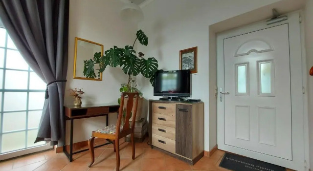 Leipzig Ferienwohnung in ruhiger Lage, Забронировать Отель  