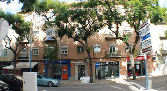 La Petit Maison