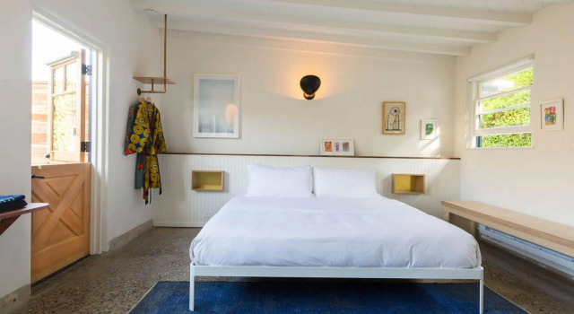 Hotel June Malibu, Забронировать Отель Малибу 