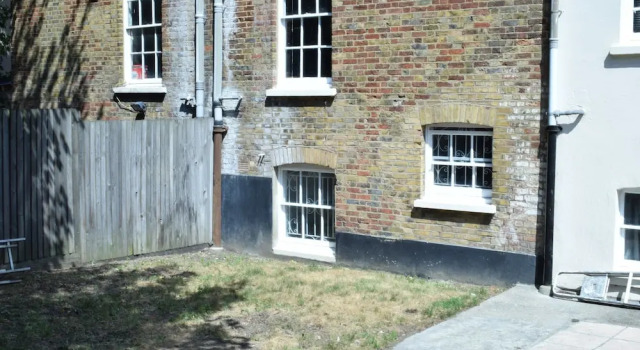 Beautiful 3 Bedroom Flat in Peckham