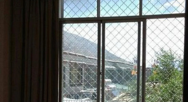 Lhasa Huaxin Hotel, Rezerwuj Hotel Hotele w Lhasa z parkingiem, w pobliżu Ramoche Temple, Parking
