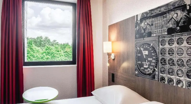 Люкс ibis Styles Toulouse Cite Espace