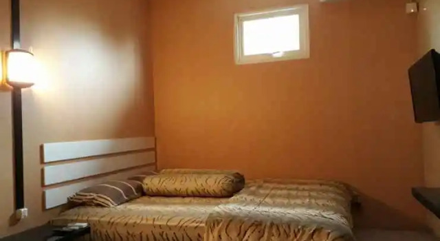 Budget Room at Jala In De Kost Syariah