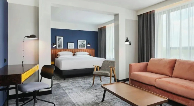 Номер Deluxe Four Points by Sheraton Wroclaw