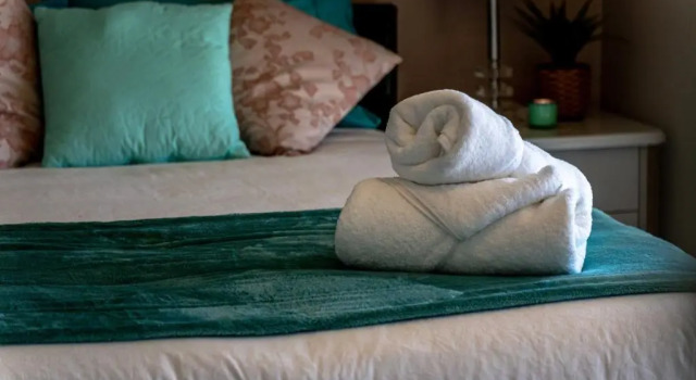 Mandurah Canal Beach House- 5 Mins Beach, Golf Course, City Centre, Parks, Buchen Sie Hotel Halls Head Western Australia