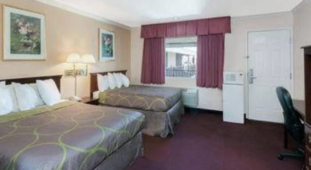 Steinbeck Lodge, Boek Hotel Salinas Monterey Wine Country