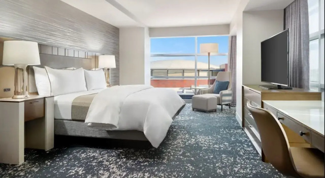 Люкс Executive The Westin Memphis Beale Street