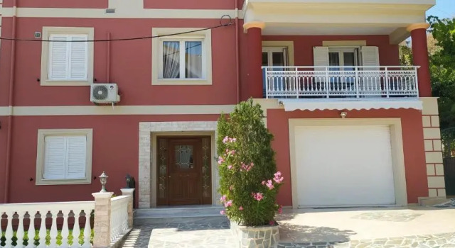 Blue Lagoon Luxury Apartment A1, Забронировать Апартаменты/квартира Апартаменты Аргостолион, рядом с Музей истории и этнографии Коргиаленио, Апартаменты/квартира