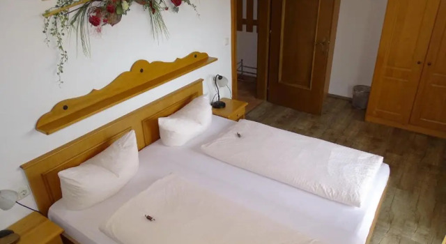 Pension Noella, Book Hotel St. Johann in Tirol 