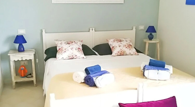 2 makuuhuonetta Deluxe Huoneisto näkymä sisäpihalle Le Terrazze