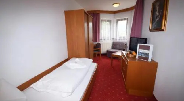 Goldenes Kreuz, Забронировать Отель Отели Тироля 3 звезды, 3*