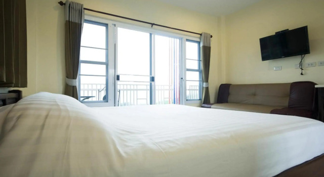 Viewpoint Khaokoh Hotel