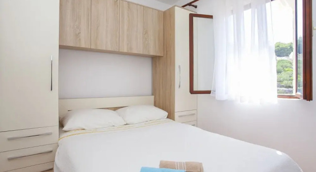 Villa Bistrana - 15m From sea - H