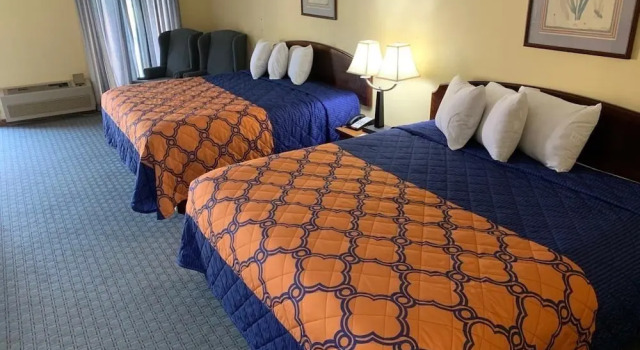 Номер Comfort Relax Inn & Suites