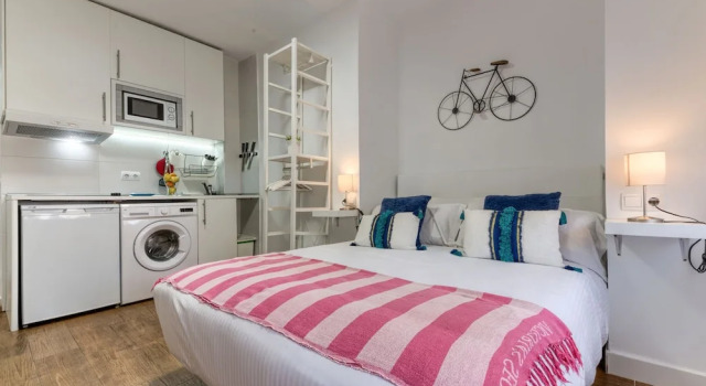 Holidays2malaga Malagueta, Забронировать Отель Отели Малаги с завтраком, рядом с Музей Кармен Тиссен, Завтраки