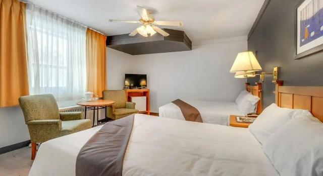 Четырёхместный номер Standard Motel Lévis