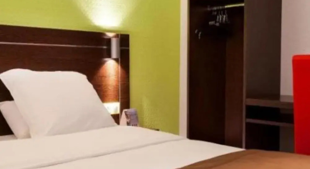 Enzo Hotel Brétigny, Prenota Hotel Bretigny-sur-Orge 