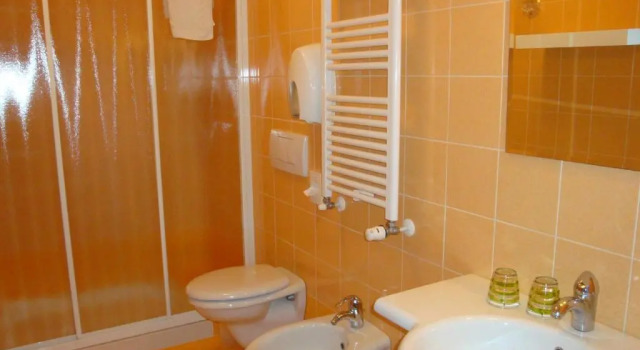 Четырёхместный номер Standard с балконом Eco Hotel Cleofe