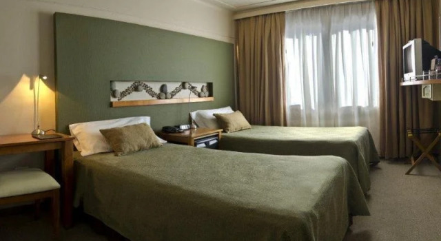 Aconcagua Hotel & Convention Center, Забронировать Отель Мендоса провинция Мендоса, рядом с Civic Square