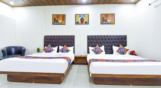 FabHotel Golden Oak Villa, Rezervovat Vila Mussoorie Uttarakhand
