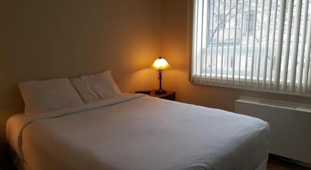Люкс Duvernay Studios and Suites