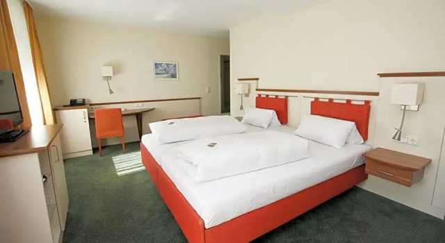 Номер Comfort Hotel Leopold