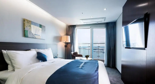 Двухместный номер Standard с видом на море CO-OP City Hotel Harborview