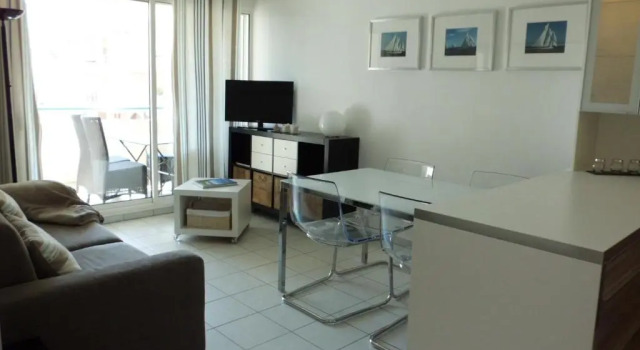 Le Cesaree 3J, Забронировать Апартаменты/квартира Фрежюс Var coast, рядом с Plage de Vénus