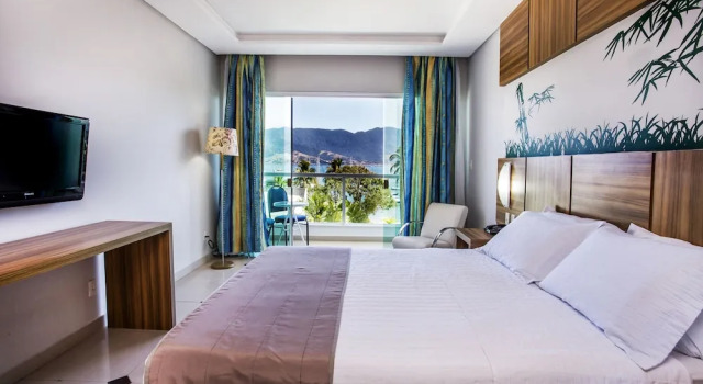 Люкс с балконом Hotel Ilhabela