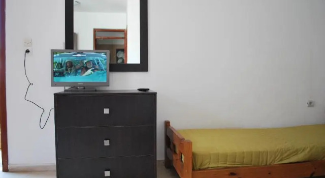 Четырёхместные апартаменты с балконом Koula Apartments