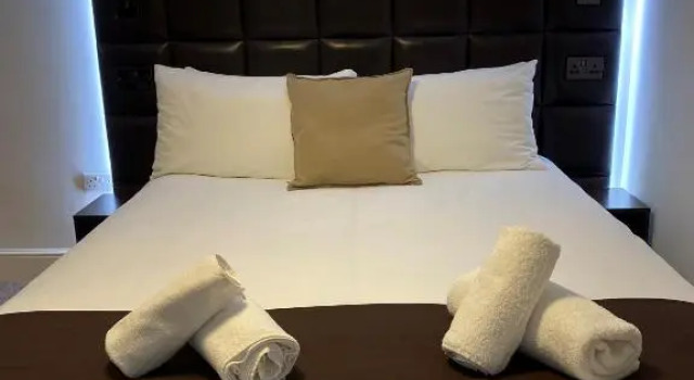 Трёхместный номер Standard The Charles Hotel